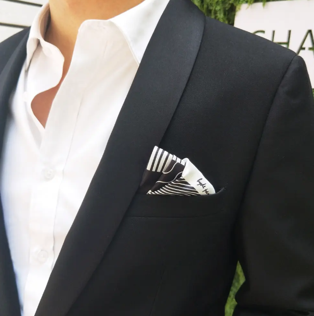 西服廠(chǎng)家 西服廠(chǎng)家